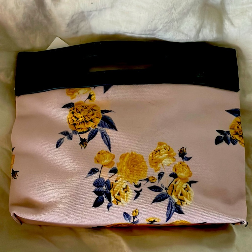 Kensie Handbag/clutch